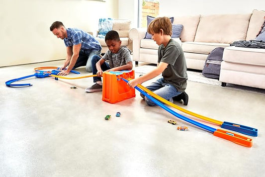 Entfessele die Kreativität Deiner Kinder mit dem Hot Wheels Bahn Track Builder Autorennbahn Bauset